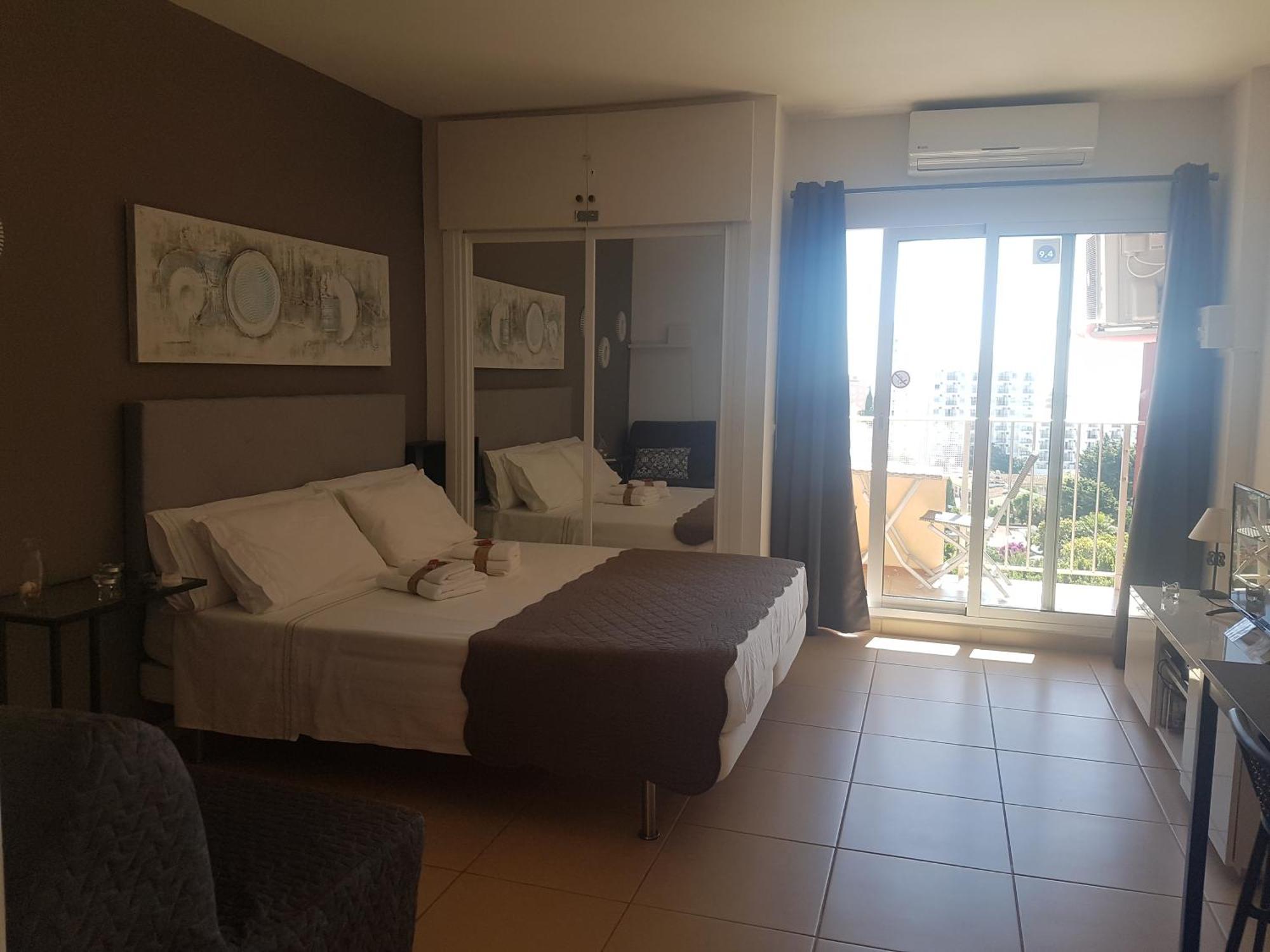 Apartamentos Minerva- Jupiter Benalmadena Bilik gambar